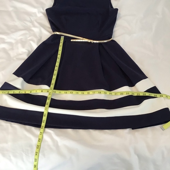 CALVIN KLEIN: Navy blue sleeveless dress with white stripes Size 4 - Picture 6 of 11